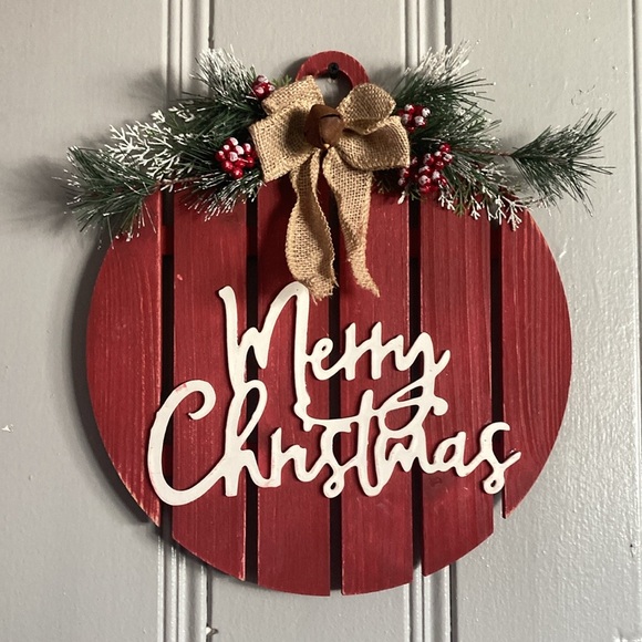 NWT- Red with White Merry Christmas Round Wooden Ornament Sign w/ Bell & Bow - Picture 12 of 17